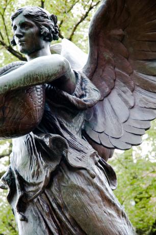 25. George Robert White Memorial - 4